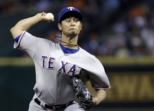 Marwin Gonzalez breaks up Yu Darvish's perfect game with 2 outs in 9th;  Astros lose 7-0 - Victoria Times Colonist
