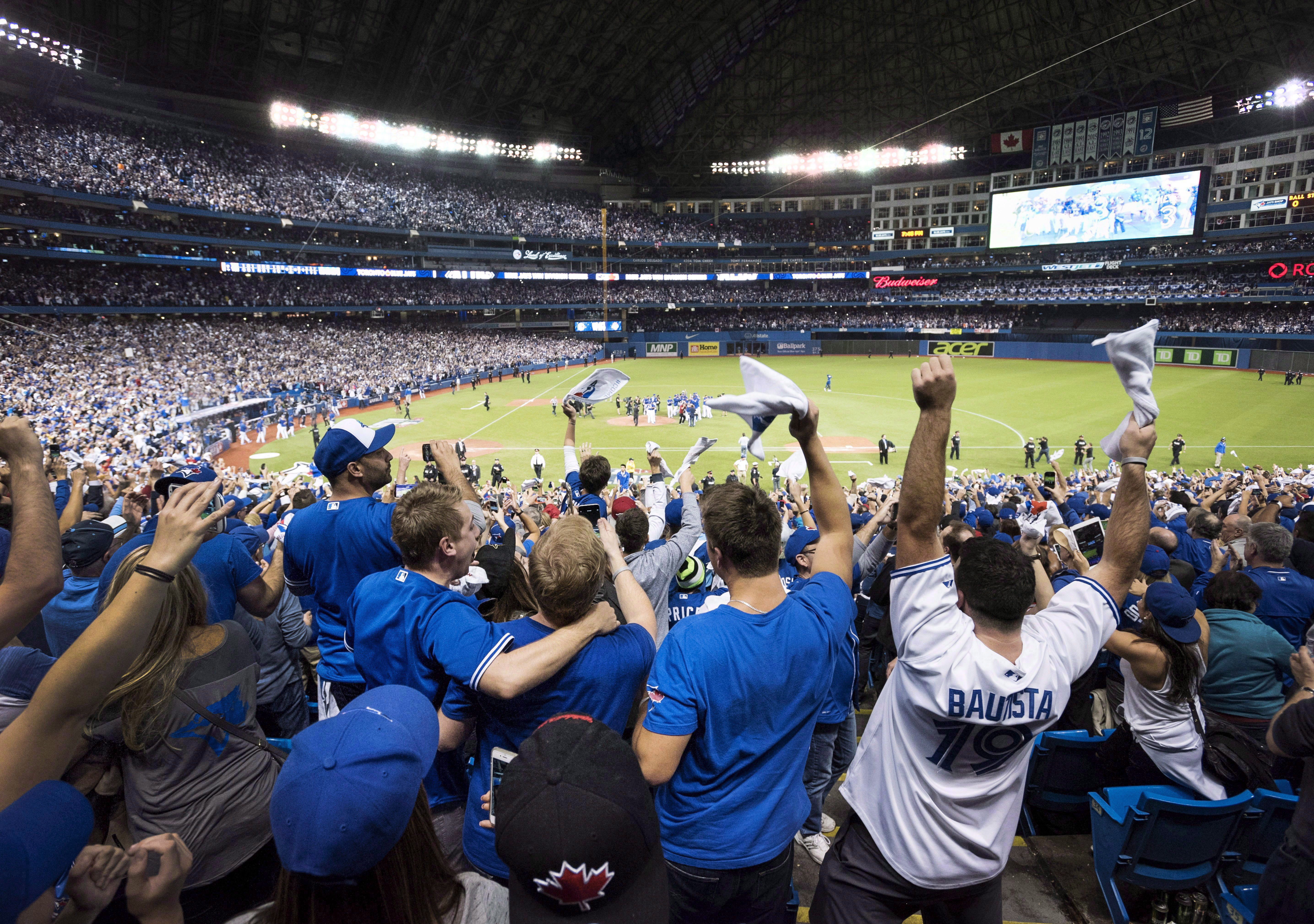 Toronto Blue Jays put slugger Josh Donaldson on 10-day disabled