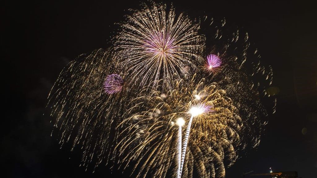 Rain puts damper on Halifax fireworks show, again