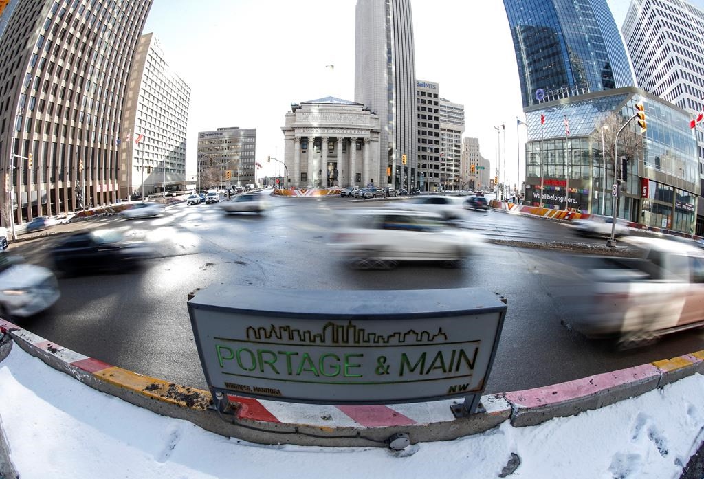 Portage and Main: Landmark Winnipeg intersection could open again to pedestrians