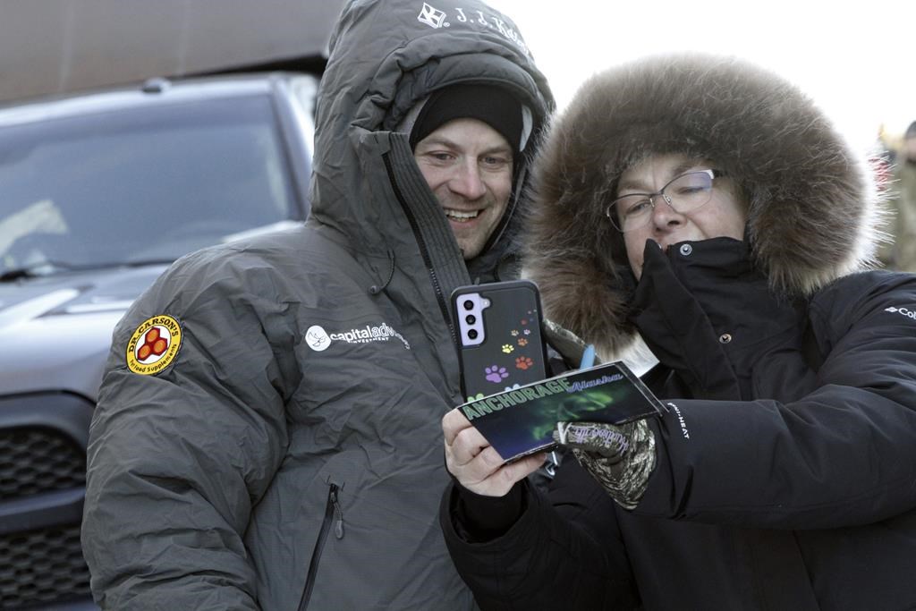 Alaska's Iditarod dogs get neon visibility harnesses after 5