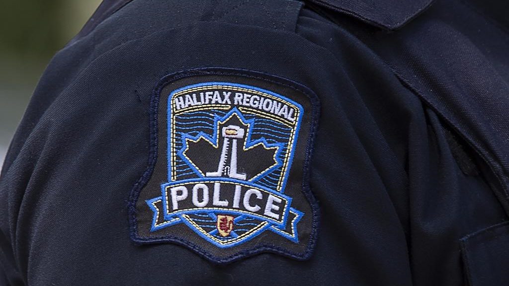 Man that prompted emergency alert in Dartmouth turns himself in: Police