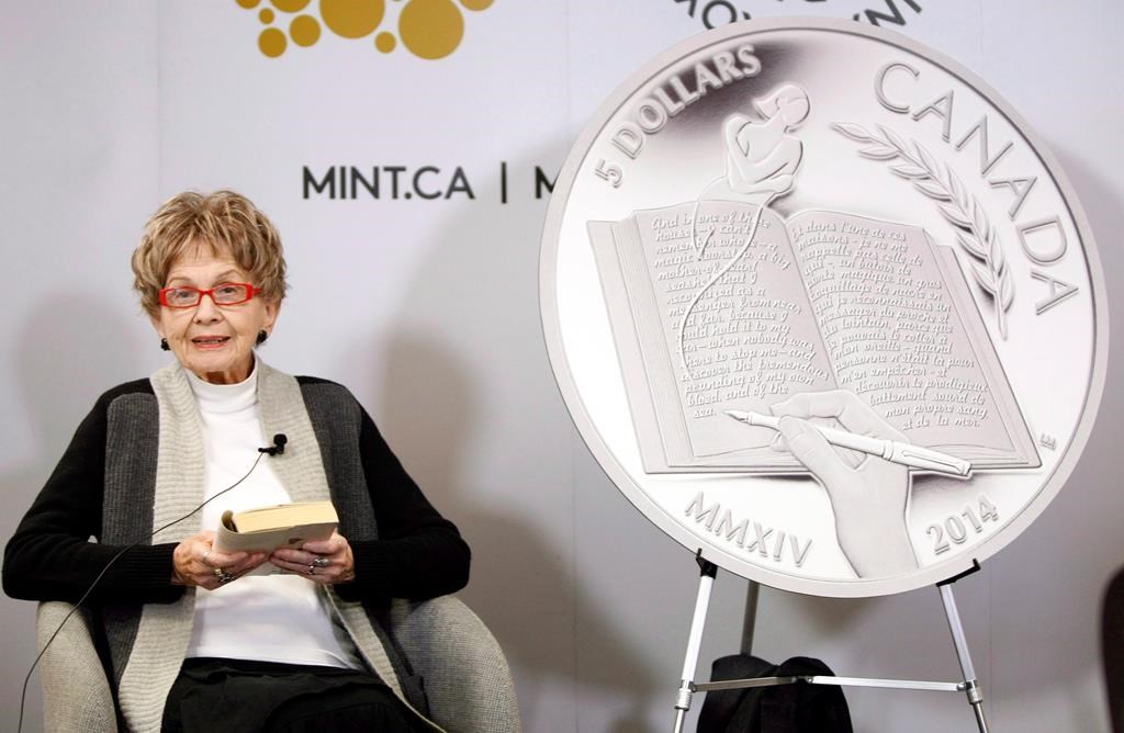 'A Canadian icon': Writers and readers pay tribute to Nobel winner Alice Munro