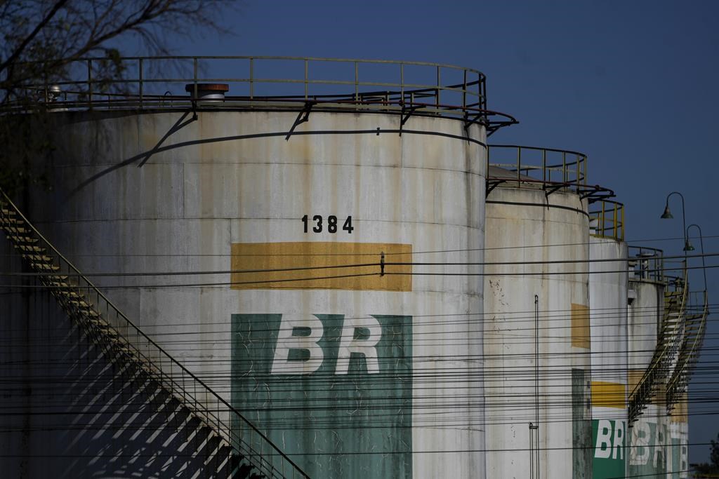 CEO of Brazil’s oil and gas giant Petrobras steps down following dustup over dividends