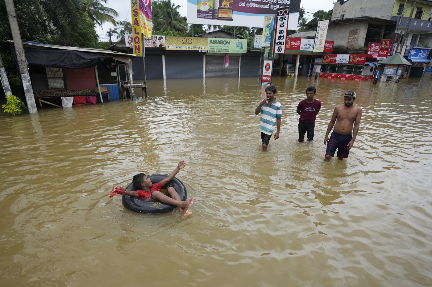 Sri Lanka closes schools as the death toll from floods and mudslides ...