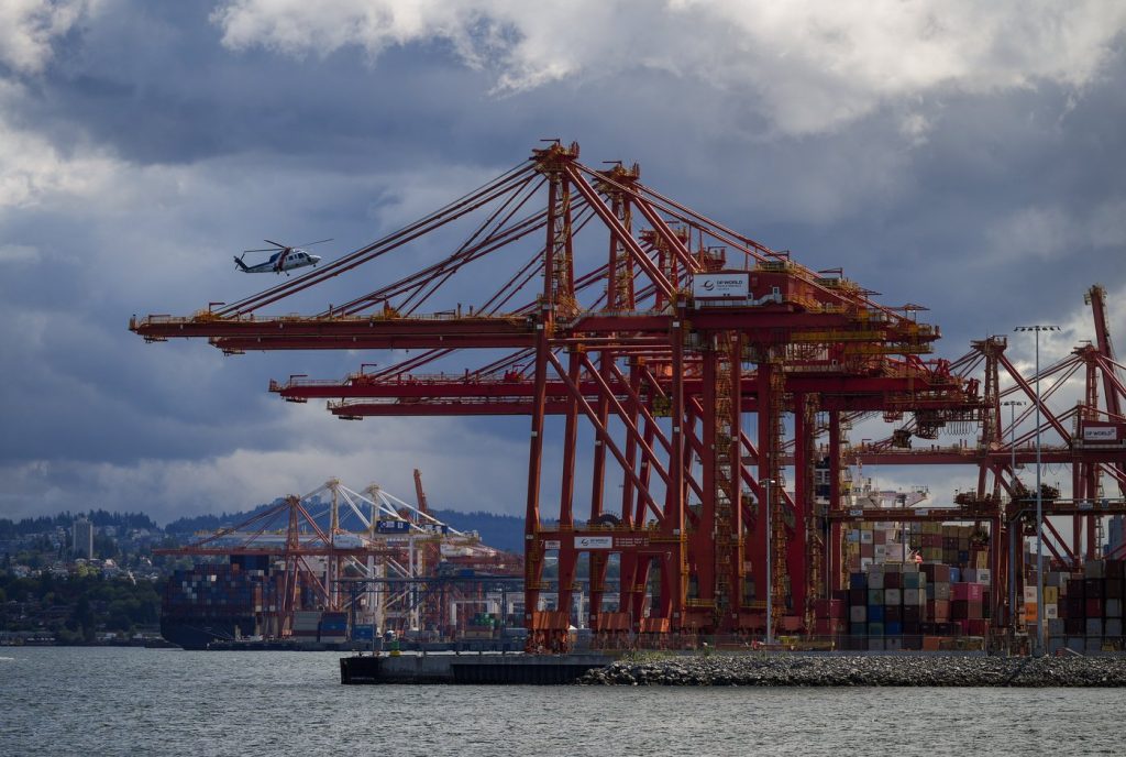 B.C. port employers say foremen's union plans industry-wide strike vote