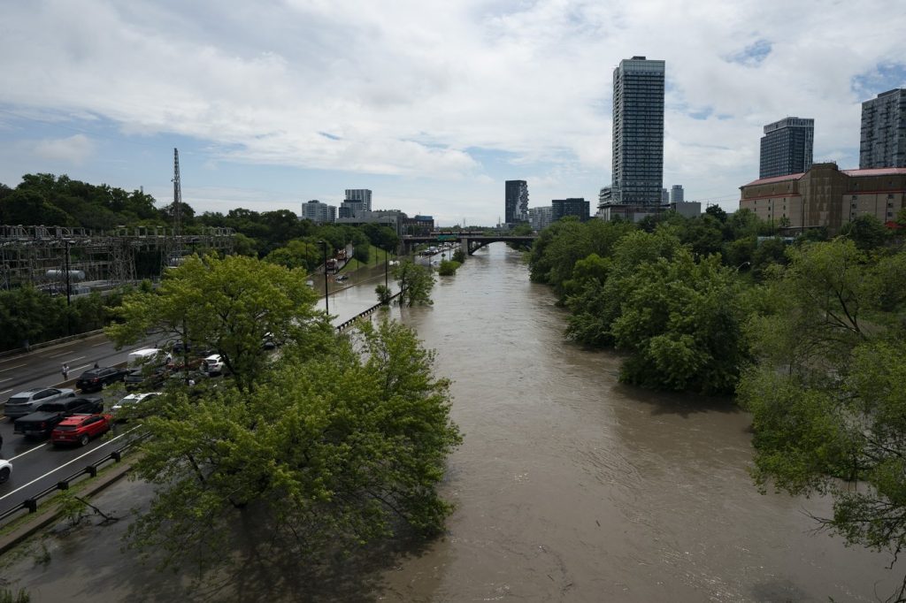 One year after news ban, Facebook important source for weather updates in disasters