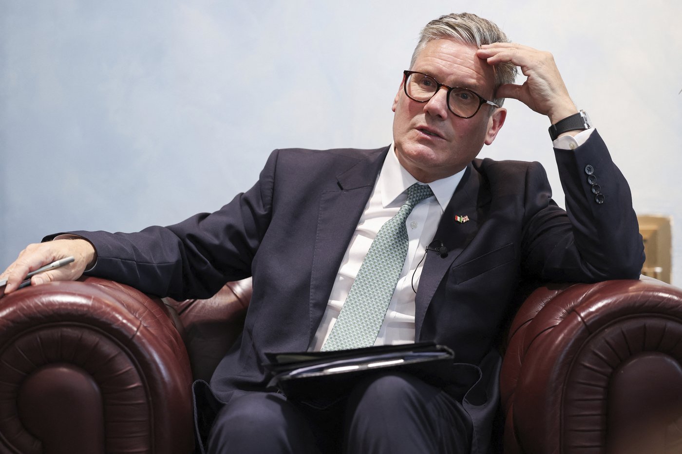 UK leader Starmer is facing flak for taking freebies. He says he's done  nothing wrong