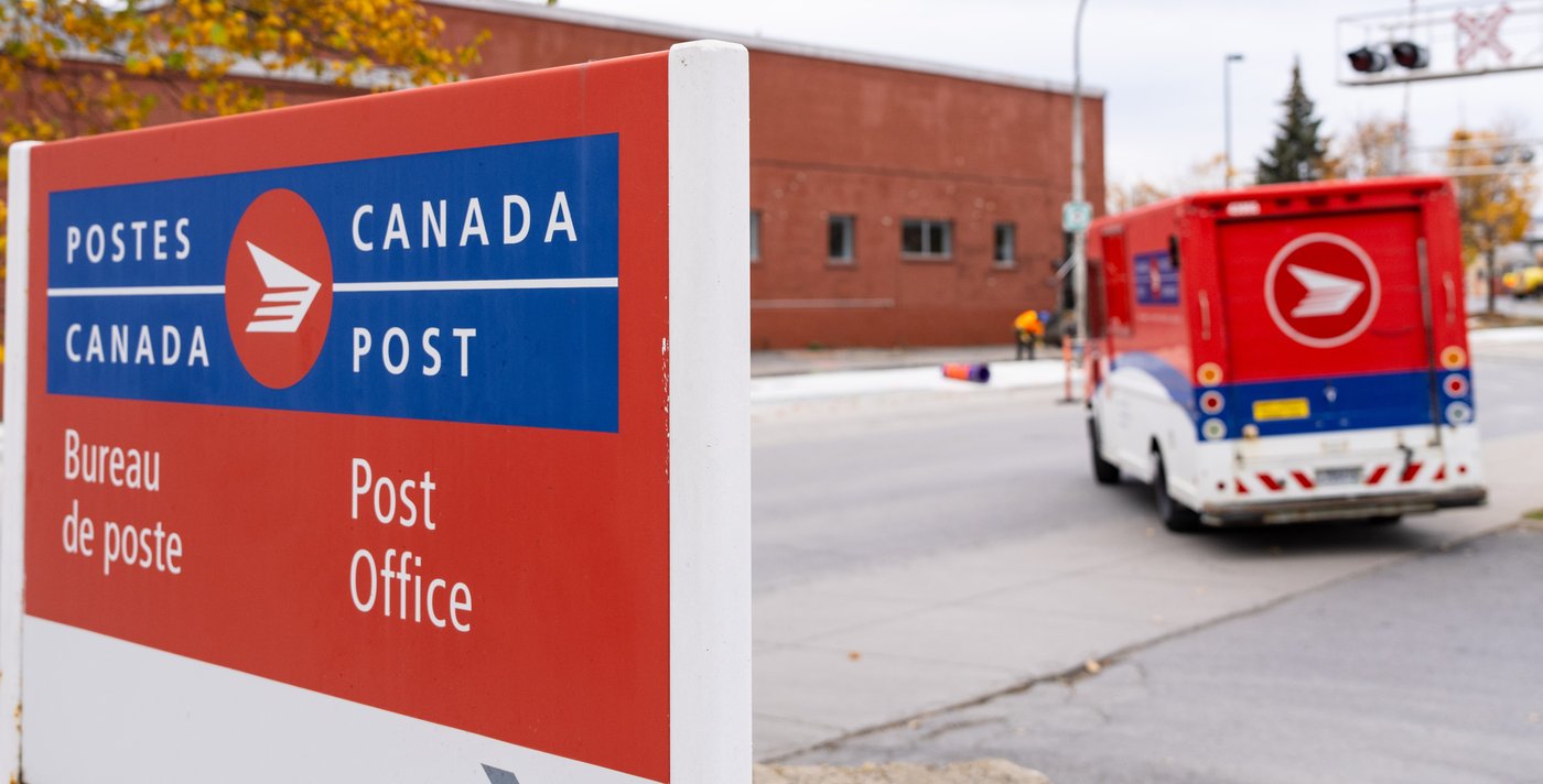 Canadian Union of Postal Workers issues 72hour strike notice to Canada