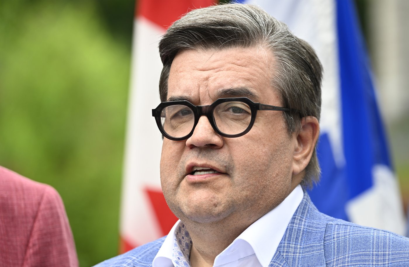 Former Montreal mayor Denis Coderre seeks bankruptcy protection, citing $1.1M debt
