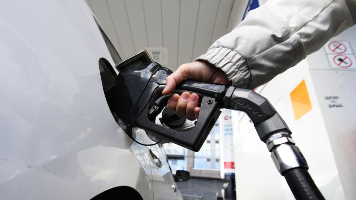 Gas prices jump 6.7 cents Saturday, diesel also up