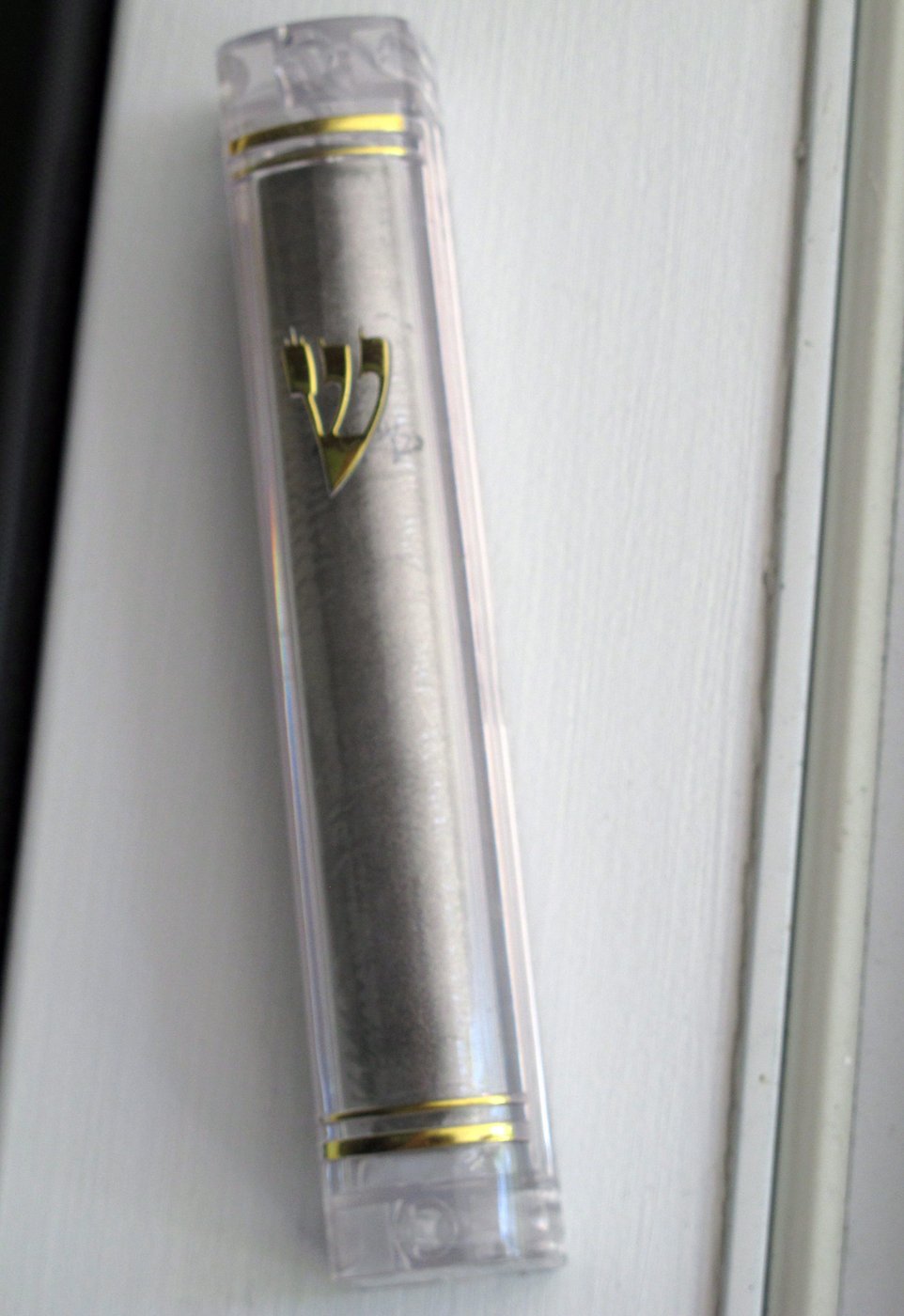 Toronto police investigating after second incident of mezuzahs stolen