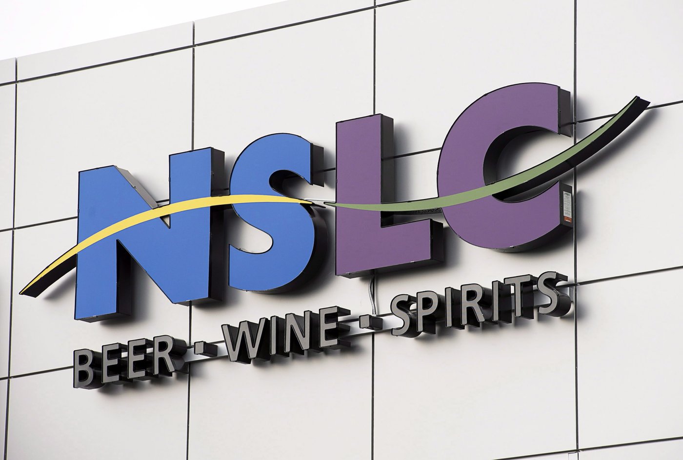 Kentucky bourbon top seller as N.S. starts selling off stockpile of American alcohol