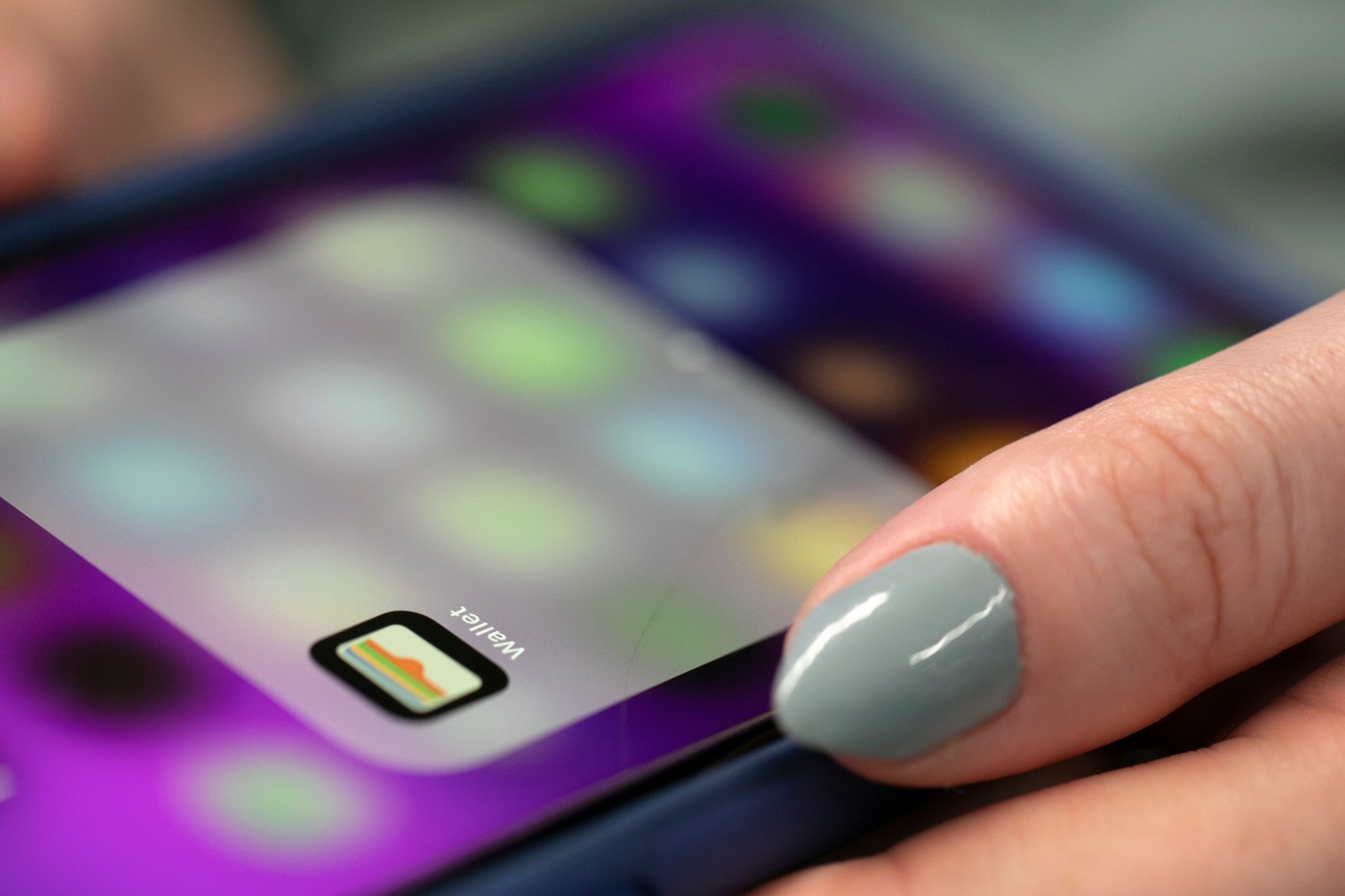 Beware of online ads with elaborate backstories. They may not be from a real small business