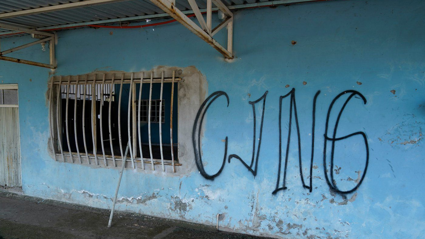 Canadians in Puerto Vallarta ordered to shelter in place as violence erupts after Mexican cartel leader is killed