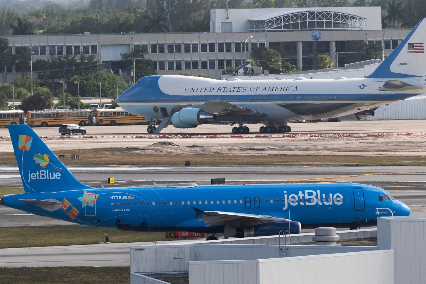 FAA Issues Nationwide Ground Stop for JetBlue Flights: A Full Trend Summary
