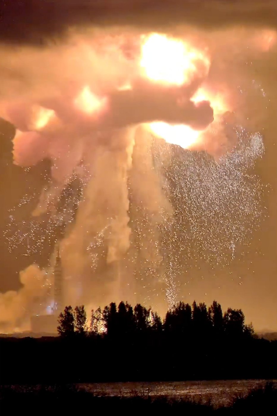 Blue Origin investigates rocket explosion as public is warned