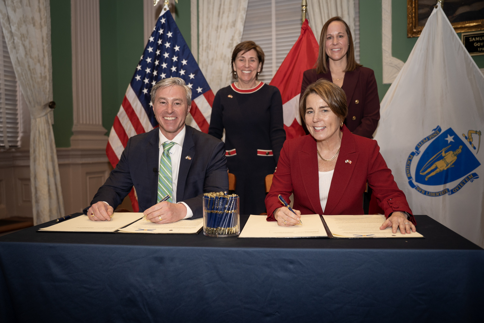 Only two Eastern Canadian premiers attend New England governors conference